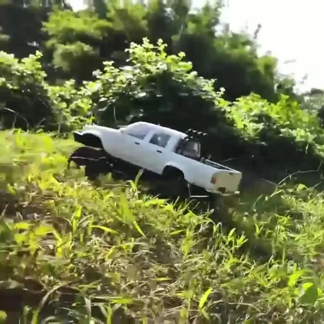 1/16 Full Scale 4WD Climbing Off Road Vehicle